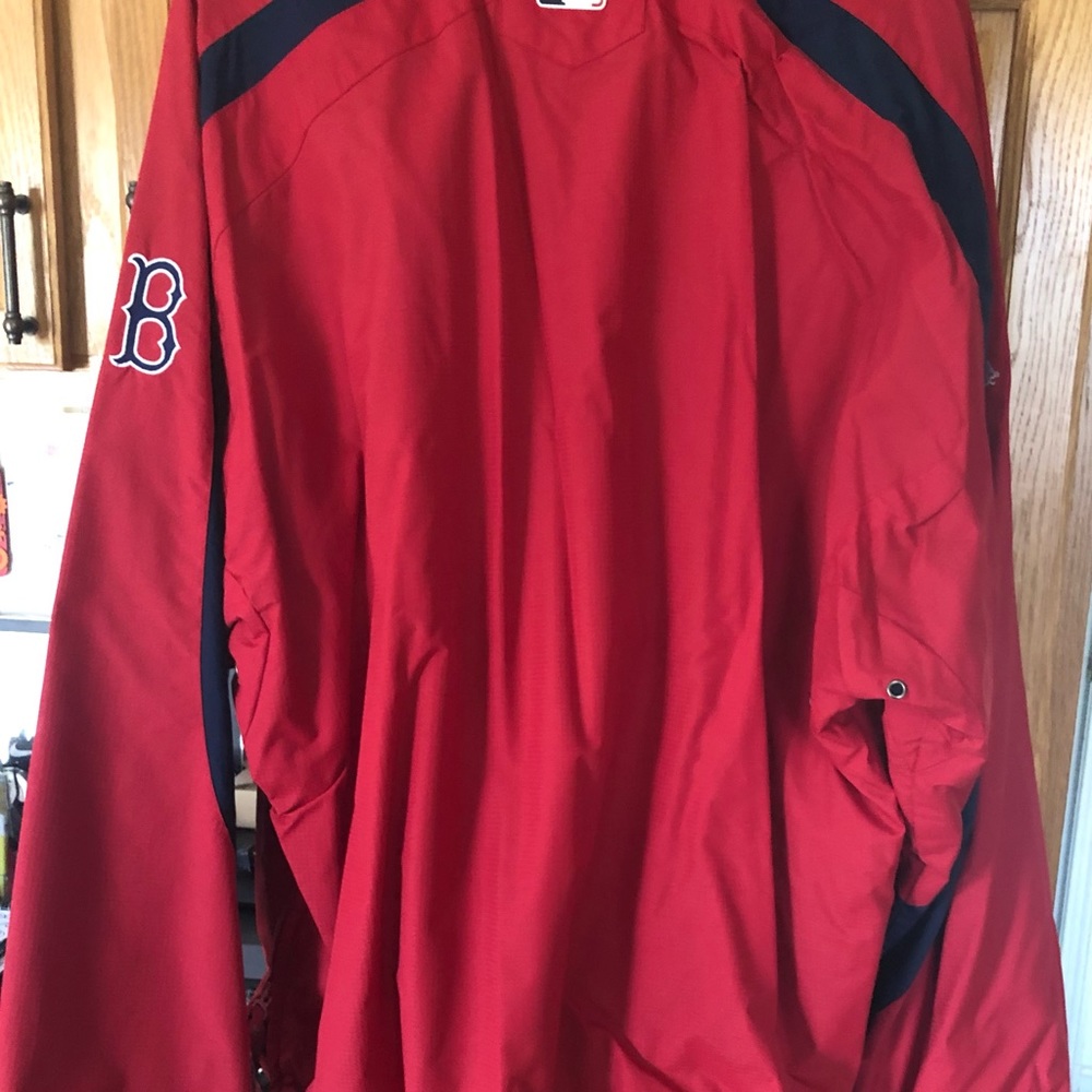Red socks pull over jacket - Picture 2 of 5